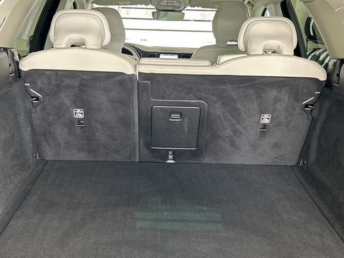 Certified 2023 Volvo XC60 B5 Plus w/ Climate Package image 27