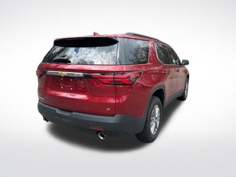 Used 2023 Chevrolet Traverse LT image 6