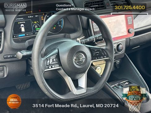 Used 2022 Nissan Leaf S image 8