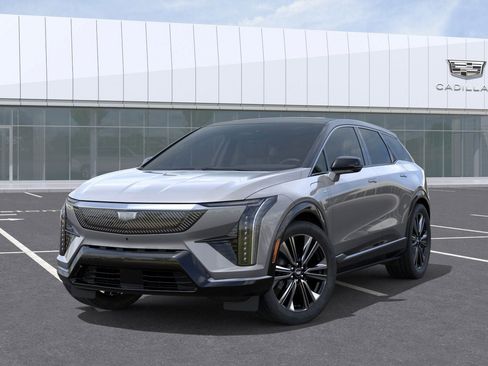 New 2026 Cadillac Optiq Luxury 2 w/ LPO, Floor Liner Package AWD/4WD image 6