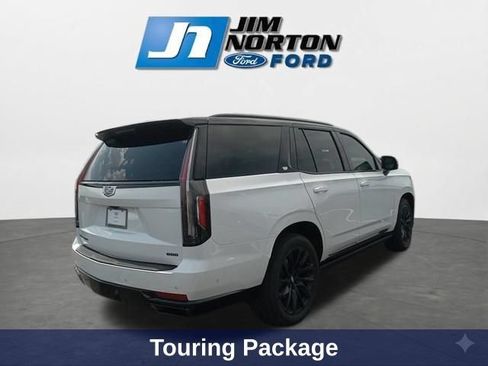 Used 2023 Cadillac Escalade Sport Platinum w/ LPO, ONYX Package AWD/4WD image 11