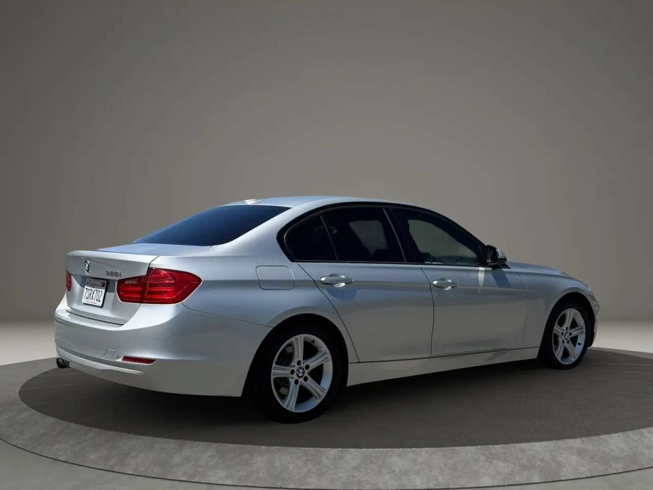 Used 2013 BMW 328i Sedan RWD image 5