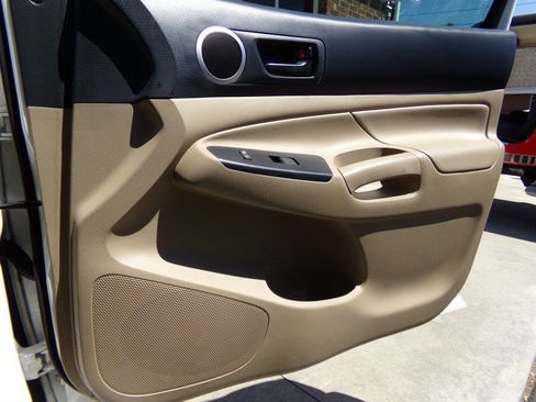 Used 2013 Toyota Tacoma 2WD Access Cab w/ SR5 Pkg image 43