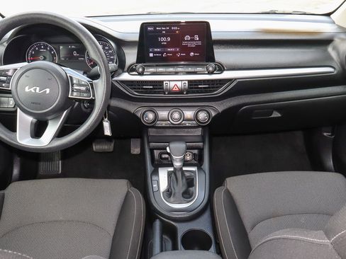 Used 2023 Kia Forte LXS image 10