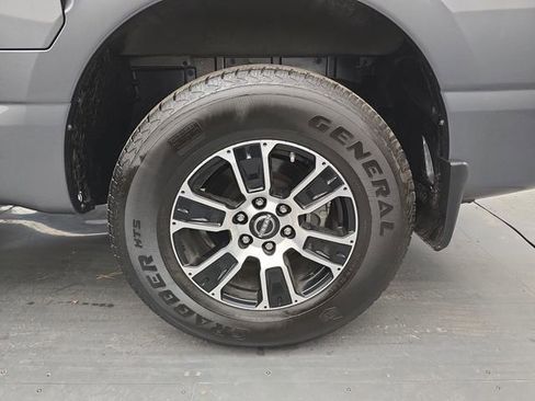 Used 2024 Nissan Titan SV image 16