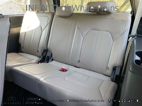 Used 2024 Ford Expedition Max Limited AWD/4WD image 8