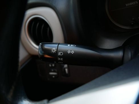 Used 2012 Toyota Yaris LE FWD image 19