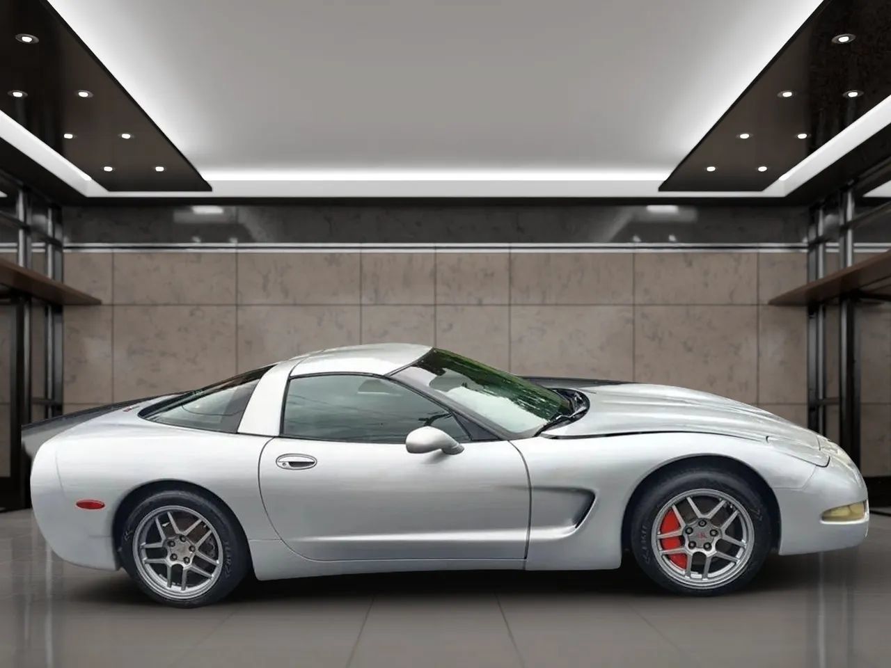 Used 1998 Chevrolet Corvette Coupe RWD image 7