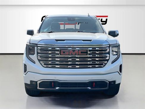 Used 2022 GMC Sierra 1500 Denali w/ Technology Package image 2