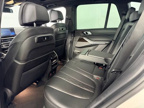 Used 2025 BMW X5 xDrive50e image 27