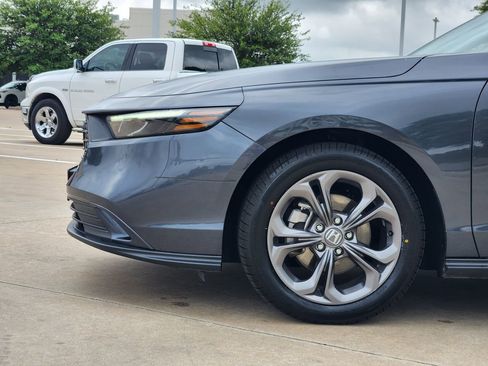 Used 2024 Honda Accord EX image 8
