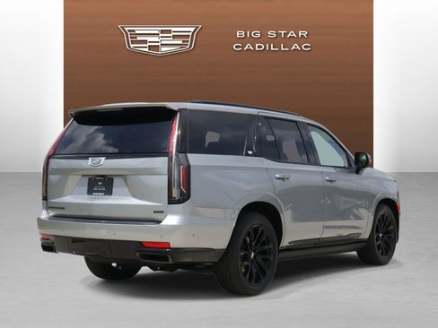 Certified 2024 Cadillac Escalade Sport w/ LPO, ONYX Package AWD/4WD image 5