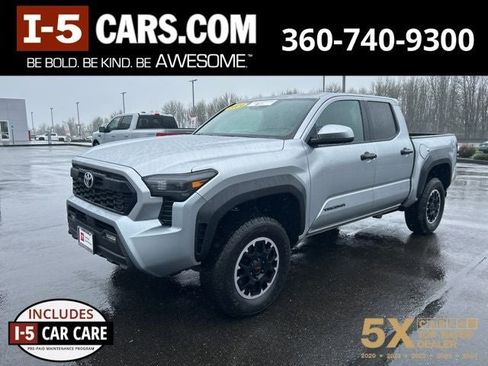 Used 2024 Toyota Tacoma TRD Off-Road AWD/4WD image 1