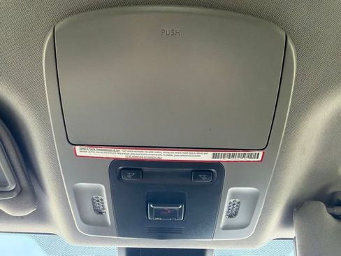 Used 2022 Toyota Camry LE FWD image 33