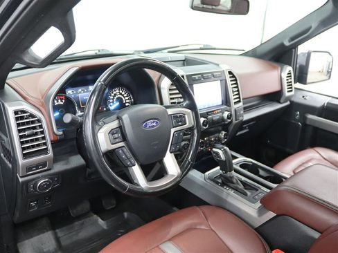 Used 2019 Ford F150 Platinum w/ Technology Package image 23
