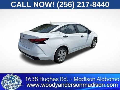 Used 2020 Nissan Versa S FWD image 7