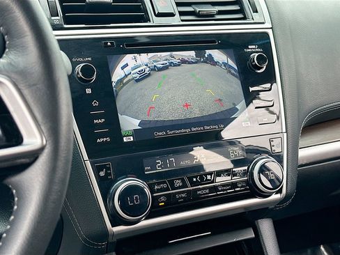 Used 2018 Subaru Outback 2.5i Touring w/ Popular Package #3 image 14