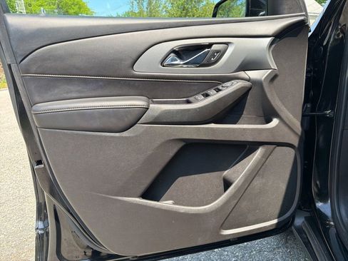 Used 2019 Chevrolet Traverse LS AWD/4WD image 10