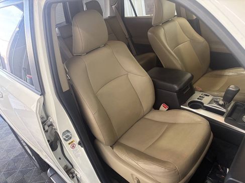 Used 2012 Toyota 4Runner Limited AWD/4WD image 25