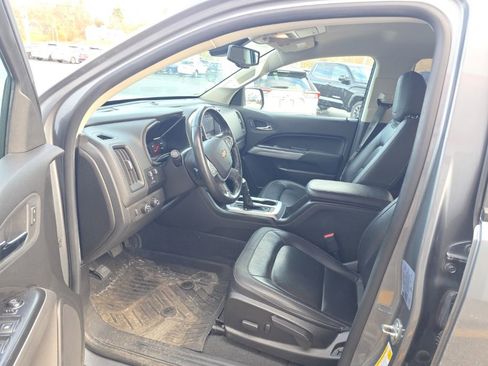 Used 2021 Chevrolet Colorado LT w/ Safety Package image 15