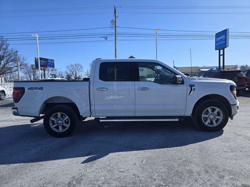 Used 2024 Ford F150 XLT w/ Mobile Office Package image 4