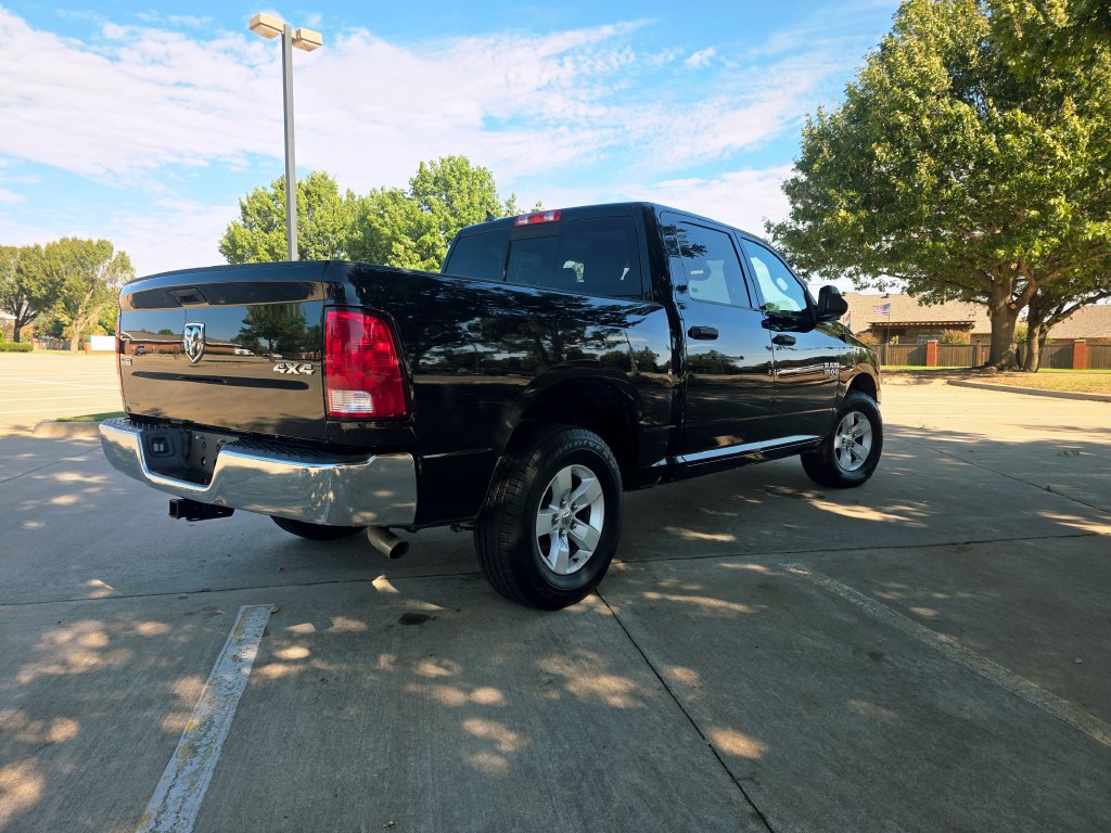 Used 2023 RAM 1500 Classic SLT w/ Trailer & Traction Group AWD/4WD image 17