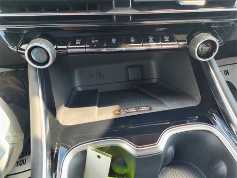 New 2026 Chevrolet Traverse LT w/ Enhanced Driving Package image 29