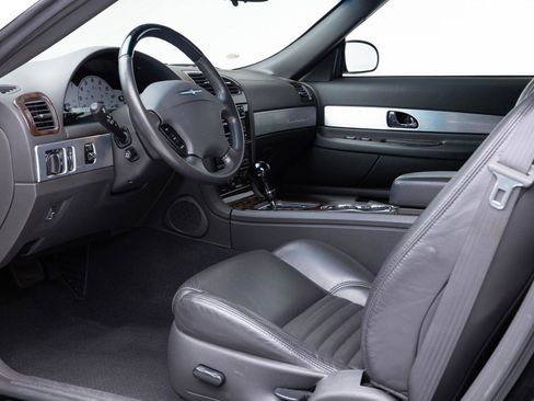 Used 2002 Ford Thunderbird image 36