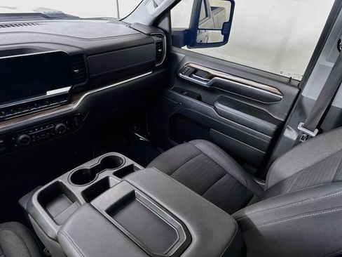 Used 2024 Chevrolet Silverado 2500 LT w/ Convenience Package AWD/4WD image 23