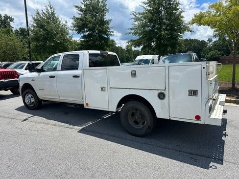 Used 2021 RAM 3500 Tradesman w/ Chrome Appearance Group AWD/4WD image 3