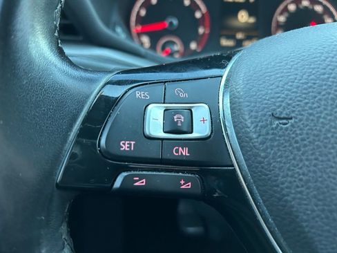 Used 2022 Volkswagen Passat 2.0T R-Line image 21