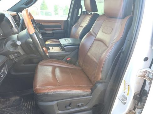 Used 2022 RAM 3500 Limited AWD/4WD image 10