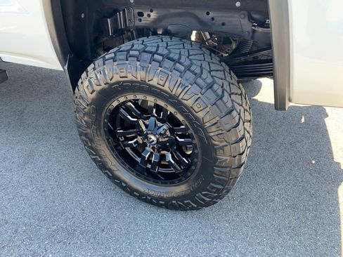 Used 2016 GMC Sierra 3500 Denali w/ Duramax Plus Package AWD/4WD image 10