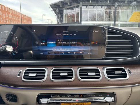 New 2026 Mercedes-Benz GLE 350 4MATIC image 32