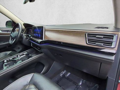 Used 2024 Volkswagen Atlas SEL Premium R-Line AWD/4WD image 26