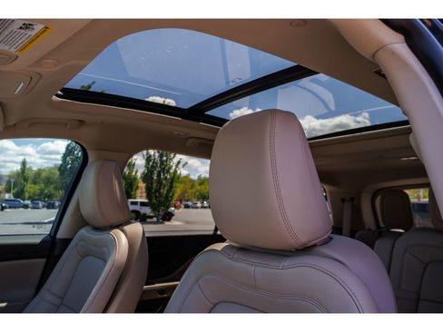 Used 2023 Lincoln Aviator Reserve w/ Equipment Group 201A AWD/4WD image 19