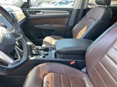 Used 2021 Volkswagen Atlas SEL Premium AWD/4WD image 12