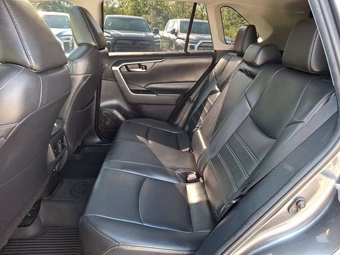Certified 2021 Toyota RAV4 XLE Premium AWD/4WD image 10