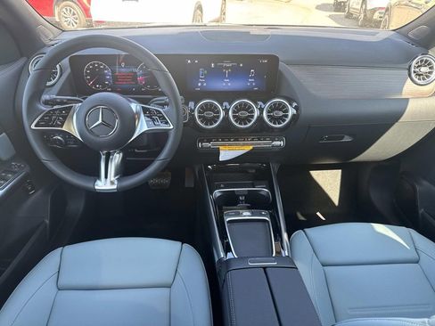 New 2026 Mercedes-Benz GLA 250 GLA 250 image 7