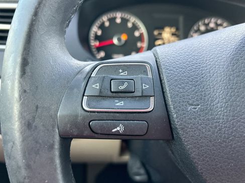 Used 2014 Volkswagen Jetta SE FWD image 15