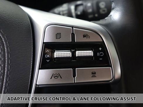 Used 2025 Kia Telluride S AWD/4WD image 4