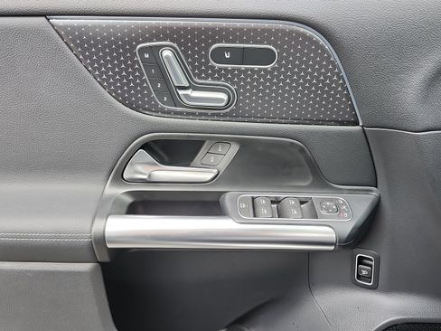 Used 2026 Mercedes-Benz GLA 250 image 33