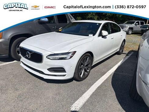 Used 2018 Volvo S90 T5 Momentum w/ Convenience Package FWD image 1