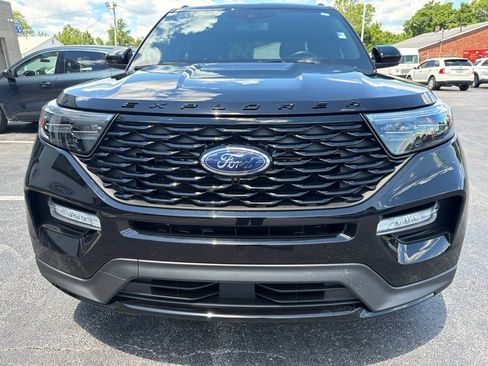 Used 2023 Ford Explorer ST-Line RWD image 8