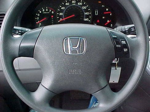 Used 2010 Honda Odyssey LX image 27
