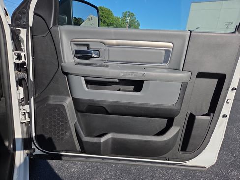 Certified 2020 RAM 1500 Tradesman w/ Popular Equipment Group RWD image 35