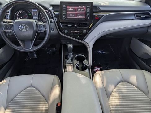 Used 2024 Toyota Camry SE w/ Convenience Package image 11