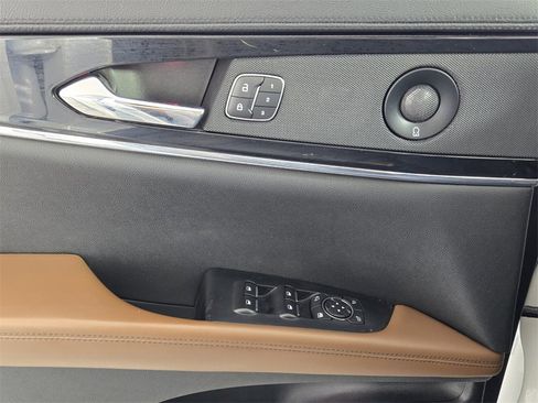 Used 2022 Lincoln Nautilus Reserve w/ Luxury Package image 31