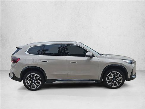 Certified 2026 BMW X1 xDrive28i w/ Technology Package AWD/4WD image 4