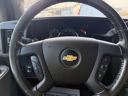 Used 2020 Chevrolet Express 2500 w/ Driver Convenience Package image 23